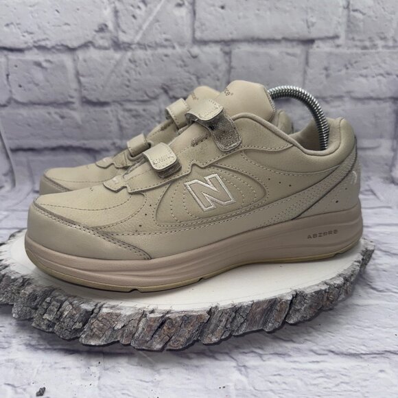 New Balance Women 577 V1 Wide Hook & Loop Leather Walking Shoes Size 8EE WW577VB - Picture 4 of 8